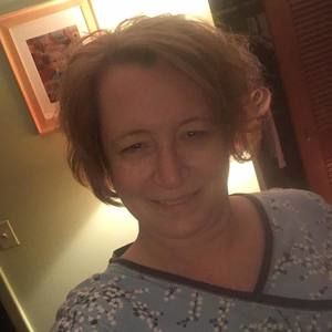 Meet your Posher, Stacy